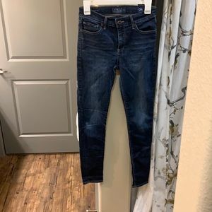 Skinny jean- worn but still in good condition